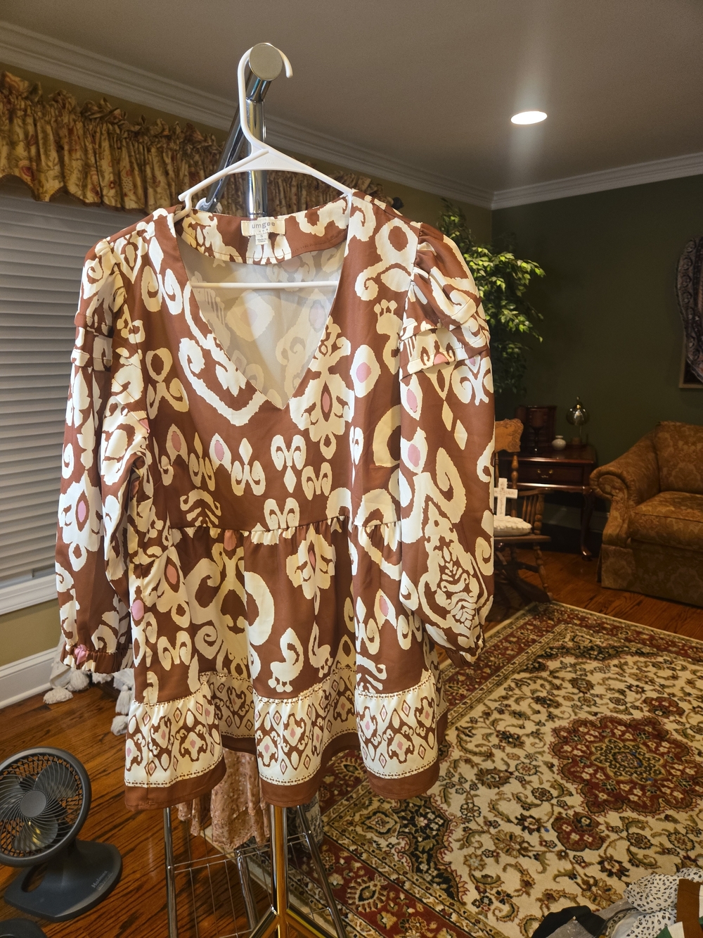 Umgee Brown and Ivory Boho V-Neck Peasant Top - Picture 3 of 3